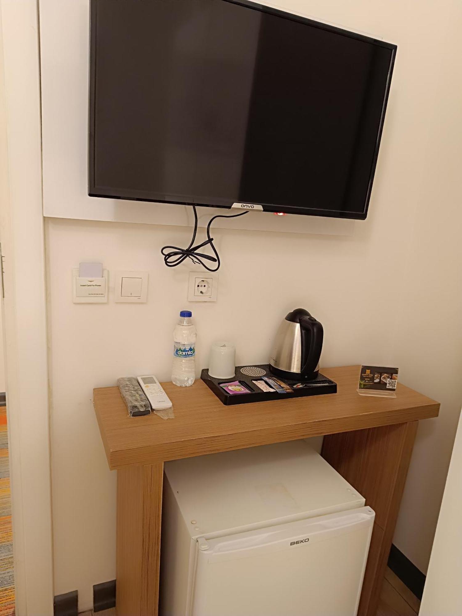 Comfy Otel Antalya Lara Exterior foto
